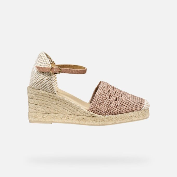 Gelsa Low Woman Gelsa Low Woman