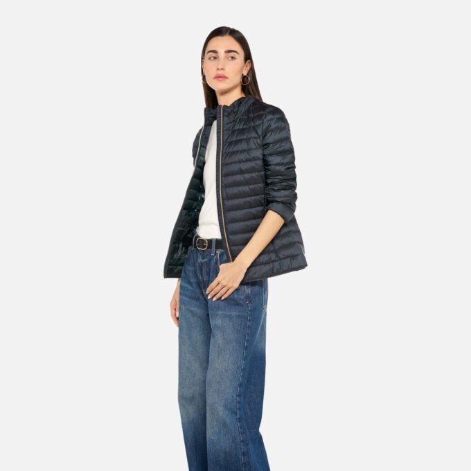 Jaysen Woman Jaysen Woman